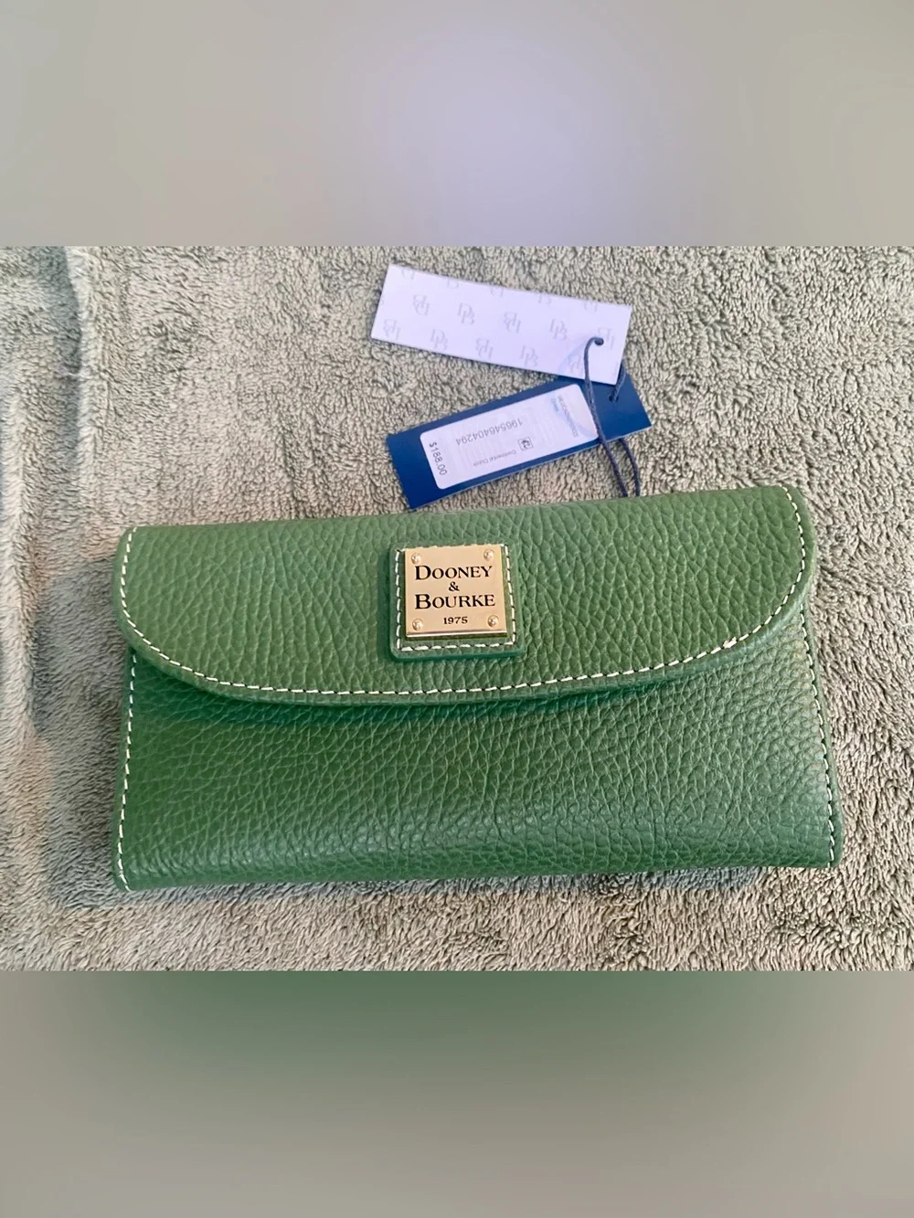 New Dooney & Bourke Grass Green Lucca Continental Walleth - Picture 1 of 6
